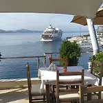 Hotel Titania 3*