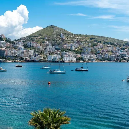 Titania Sarandë