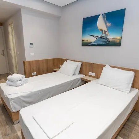 Titania 3* Sarandë